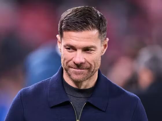 BREAKING BOMBSHELL – XABI ALONSO NEWS! 😱🔥

English shores in play?! 💣

STAY LOCKED IN – 8PM EXACTLY 🕗⏰