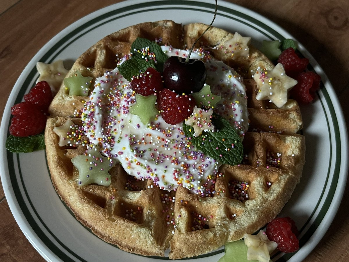 sasha 💫 tweet media