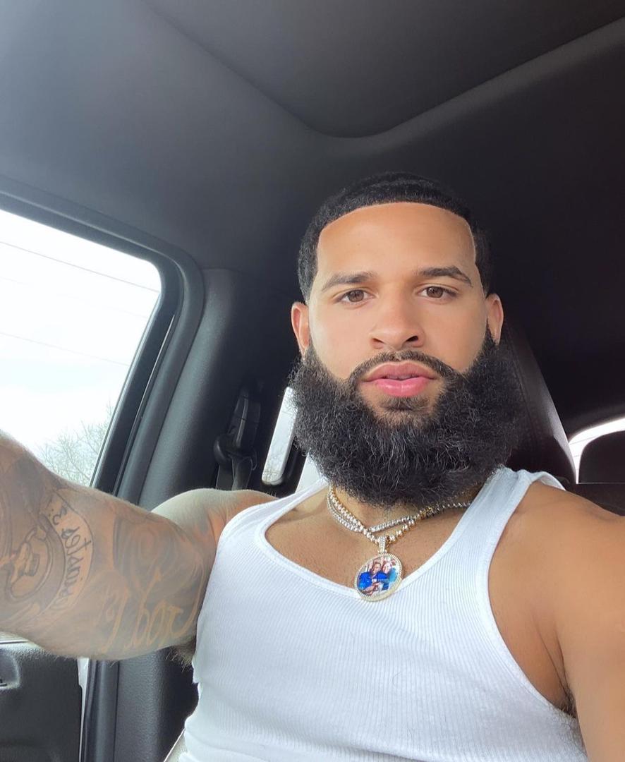 Devon Rollins tweet media