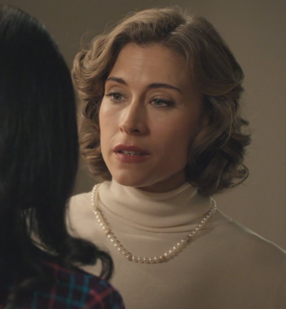 Belmonte, la actriz que tú eres. Hacía meses que no veía ESO  en la mirada de Marta de la Reina. El flashback con Fina ha vuelto a traer a la MDLR que no va en piloto automático…madre mía, el reencuentro #Mafin va a ser épico