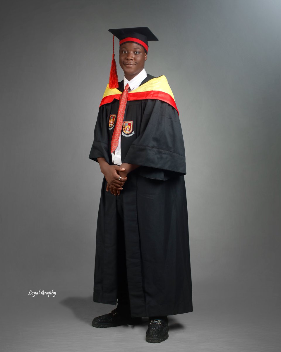 Ghost6__9's tweet photo. It’s convocation o’clock.

Today, I walked away from the four walls of the university not just with a degree, but with scars, strength, and a story only God could write.

The journey was never smooth. It was heavy. It was lonely. It was painful.

In 300L, I lost my Dad with him https://t.co/1U90QNaYjQ