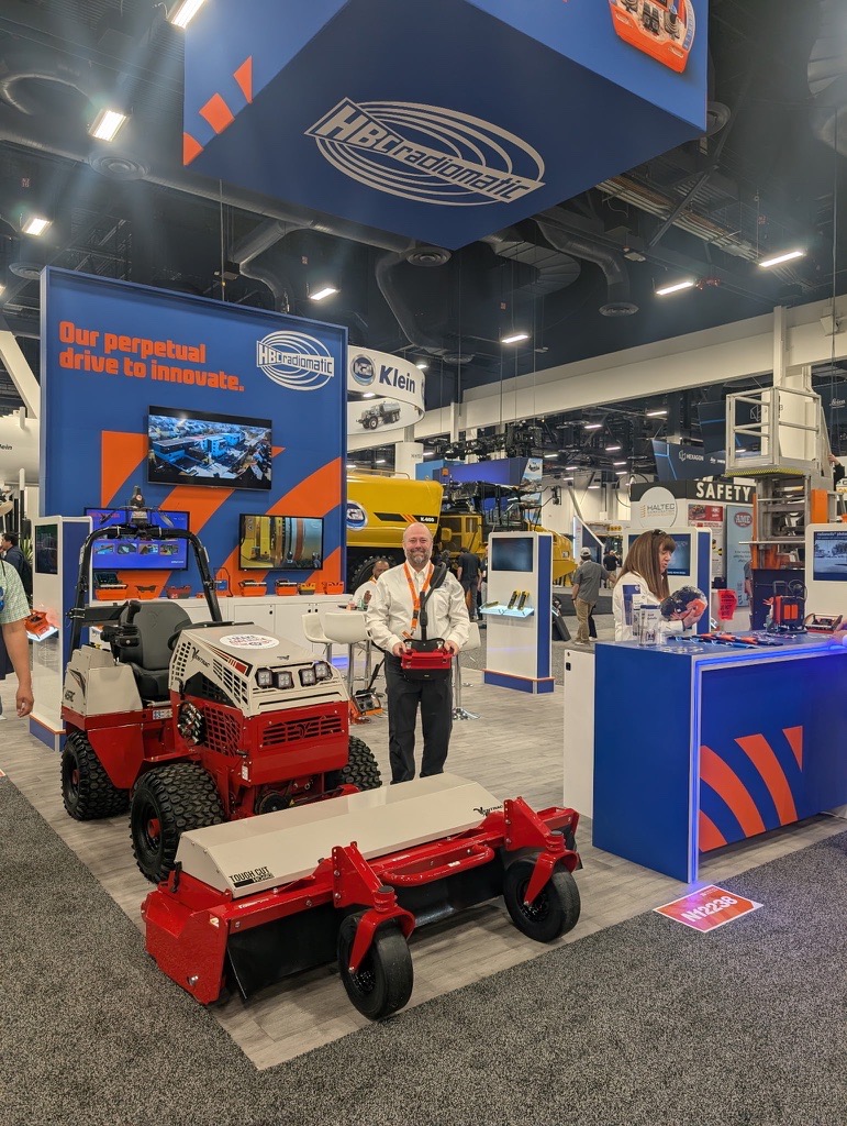 Ventrac Tractors tweet media