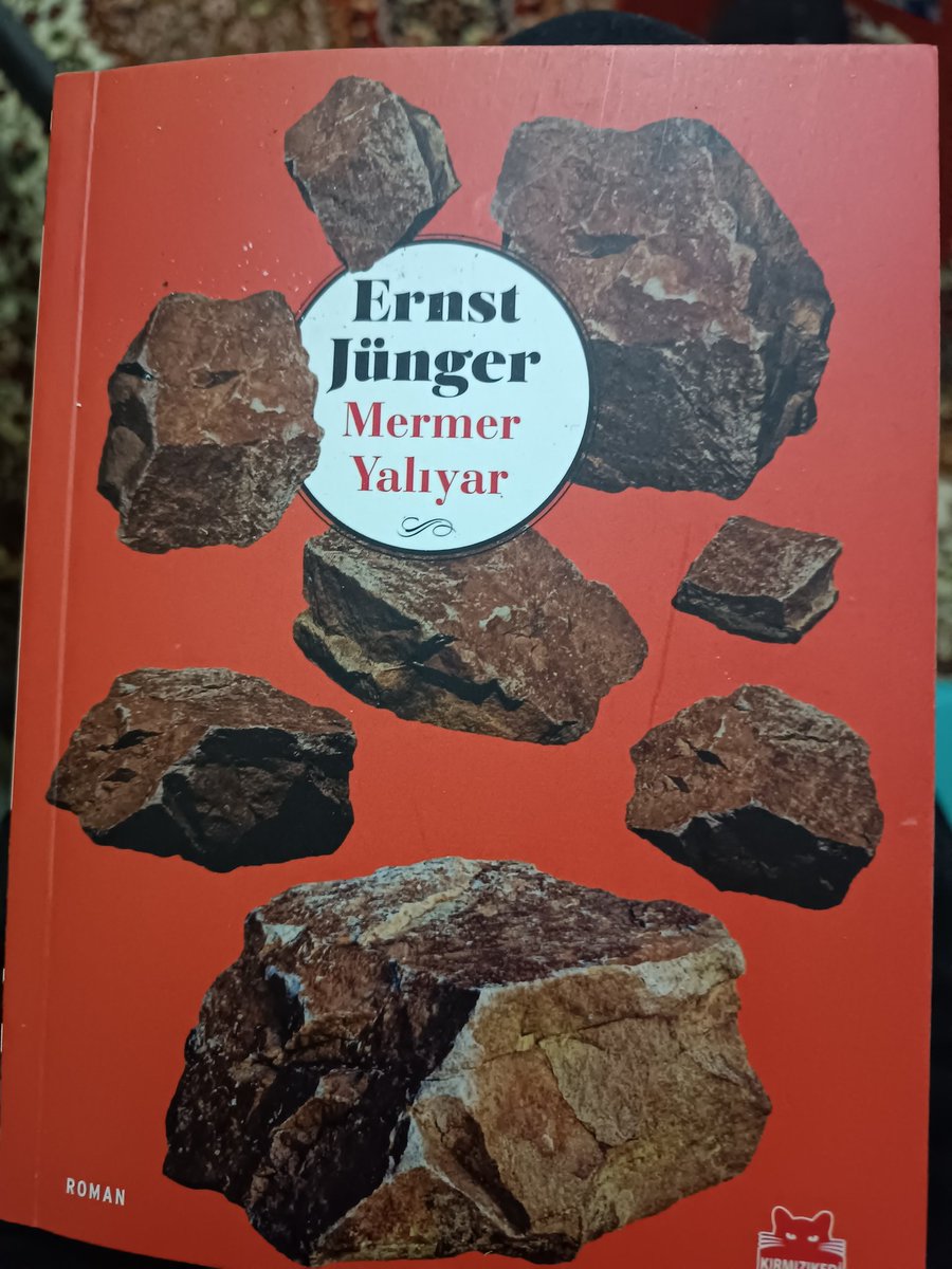 Mermer Yalıyar (13)
Ernst Jünger
Çeviren: Ersel Kayaoğlu 
<a href="/krmzkedikitap/">Kırmızı Kedi Yayınevi</a>