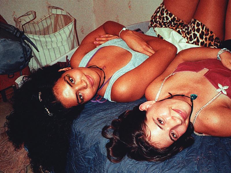 La película mexicana CHICAS TRISTES, de Fernanda Tovar, será la encargada de inaugurar la 38ª edición de Cinélatino, Rencontres de Toulouse este 20 de marzo.

Leer más 🎬👉 [ tinyl.co/4OQm ]