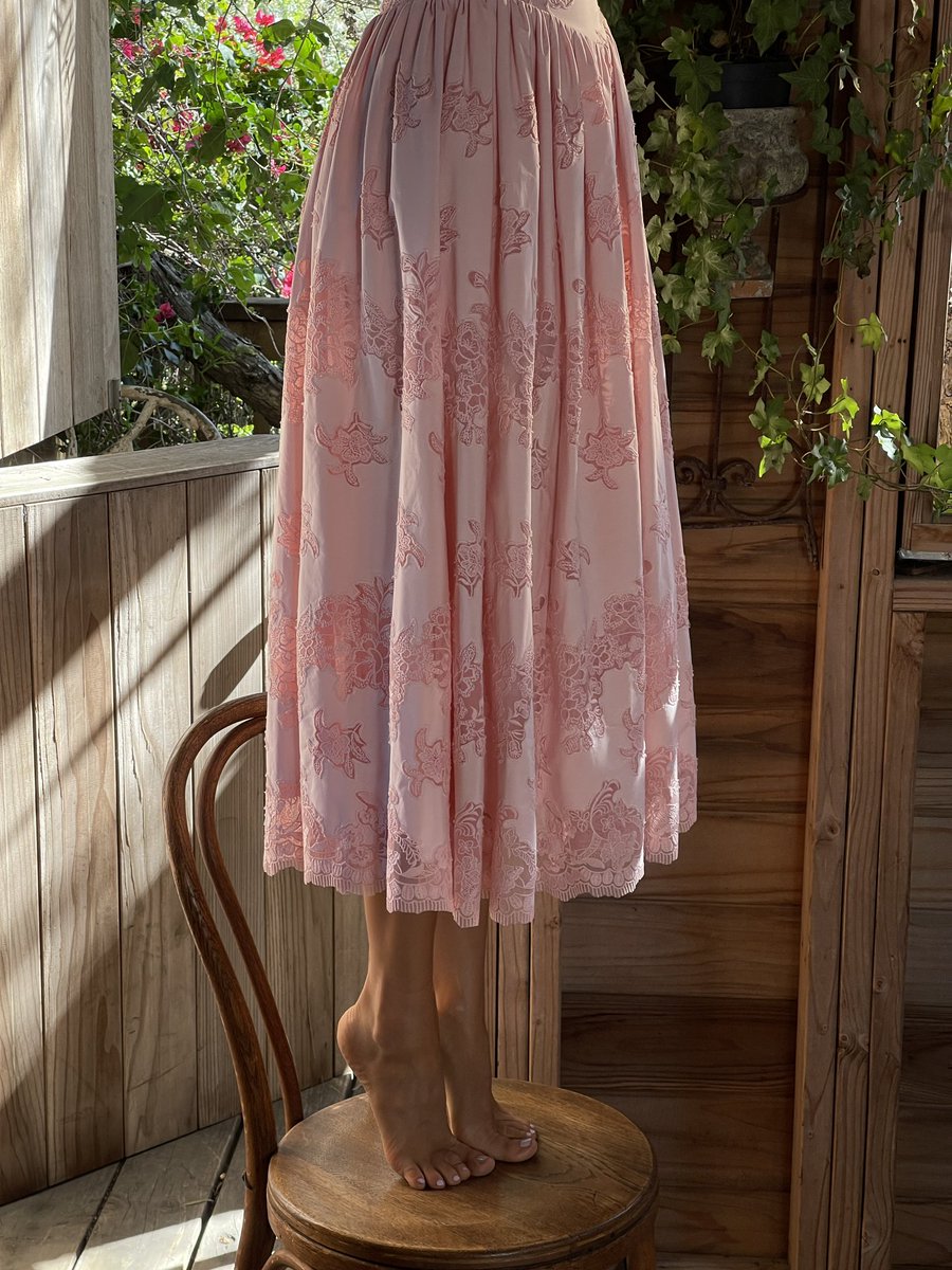 The Chloe dress in pink
