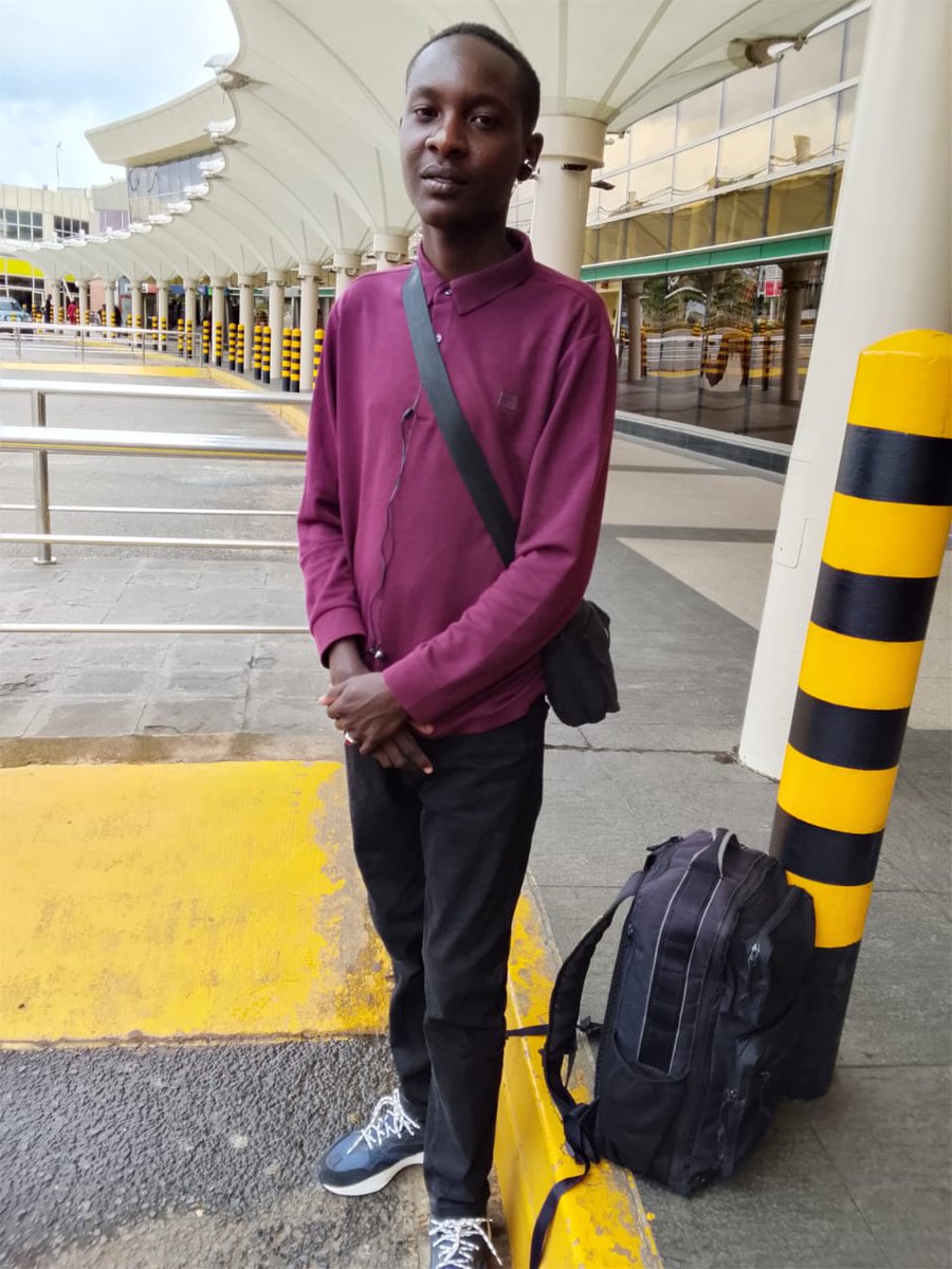arap_chief's tweet photo. @KenyaAirways I understand the slot today is to Only to Repatriate UAE National  residents stuck in the country  that were affected by the airspace closure. We bana what's this ??before opening today you should have noted that mnakubali only residents 

##fyp https://t.co/Hr15OIebVO