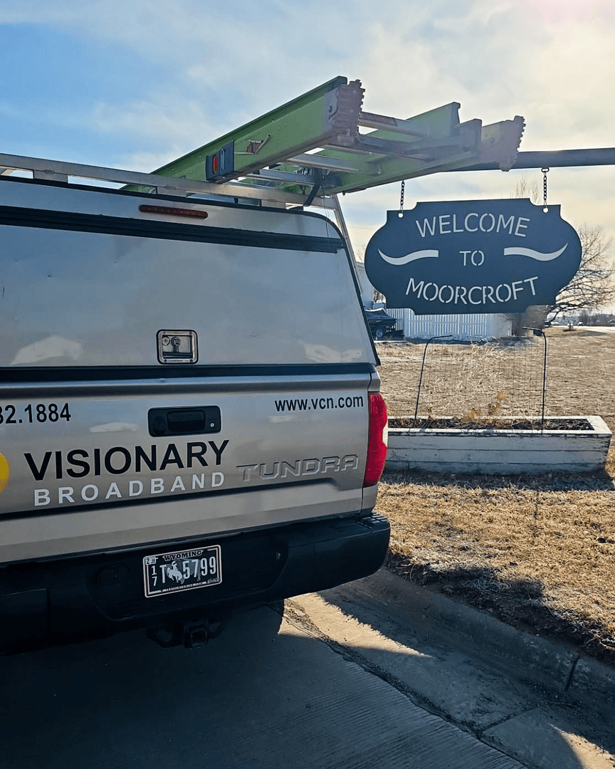 visionaryyeah's tweet image. We’ve got exciting news, Moorcroft! 🎉 Visionary Fiber is coming your way — bringing high-speed fiber internet and new connectivity opportunities to your community. Read all the details in the article linked below!

👉 gillettenewsrecord.com/news/local/art…

#moorcroftwy #visionaryfiber
