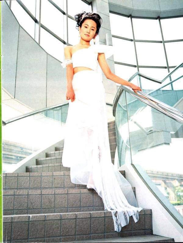 - first magical girl mangaka that was a woman
-won her first manga award at 17
- started writing in 1986
- has a degree in chemistry, worked as a pharmaceutical chemist while creating sailor moon 
And she’s gorgeous 

Naoko Takeuchi I love you sm