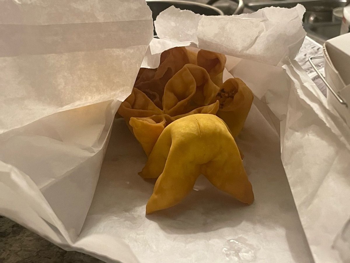 horse dentist tweet media