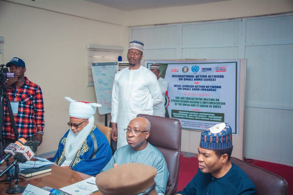 georgeochidi's tweet photo. Thank you @iansanetwork @ecowas_cedeao @nccsalw @CustomsNG @nigimmigration @VoiceOfNigeria @OfficialDSSNG @NSANigeria @NICRNigeria for a successful consultative meeting on strengthening Nigeria’s UNPoA & ITI implementation aheadof #BMS9 by @Wansanigeria
#SmallArmsControl #UNPoA https://t.co/4zqd1m36pf