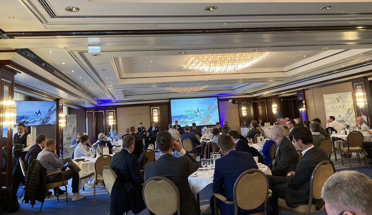 Papamicha007's tweet photo. Heute beim #InvestmentSummit in #Stuttgart mit #Gané #ProfitlichSchmidlin und #Loys, sehr gut besucht - der Kapitalmarkt sucht neue Ideen. https://t.co/beaW1LcN1k