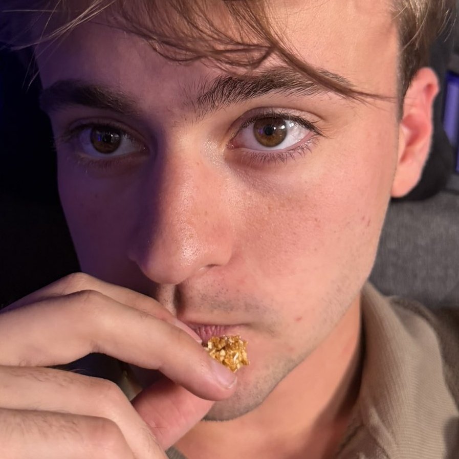 sasi (@leunrem) on Twitter photo 