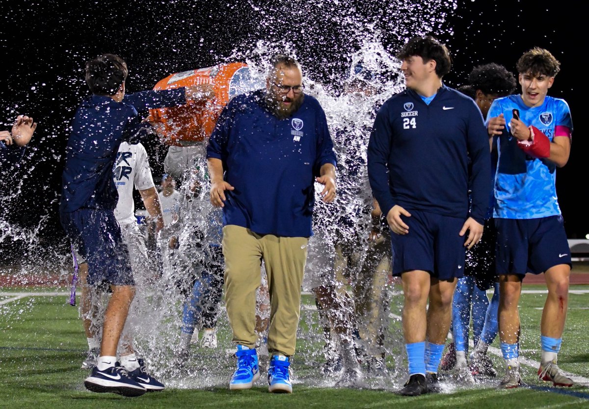 Emerson Mavericks Boys Soccer tweet media