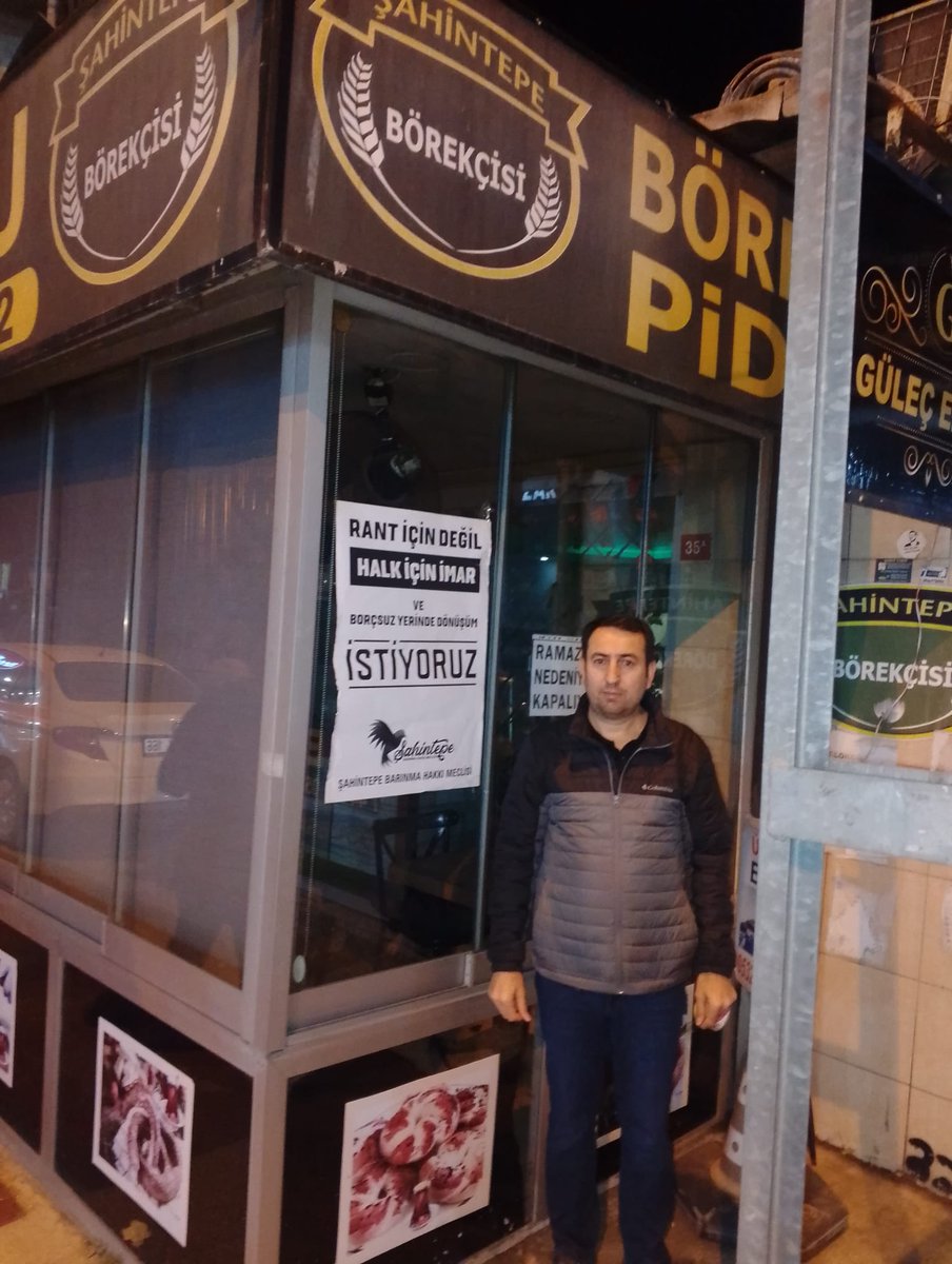 dirensahintepe's tweet photo. Bu akşam komşularımızı, kahvehaneleri ve esnafımızı tek tek dolaştık. Dayanışmamızı büyüttük. Komşularımız da esnaflarımız da camlarına afişlerini astı.
Bu sadece bir kampanya değil, mahallemizin geleceği için verdiğimiz bir mücadele. Hep birlikte büyütüyor, hep birlikte sahip çıkıyoruz. 

"RANT İÇİN DEĞİL, HALK İÇİN İMAR VE  BORÇSUZ YERİNDE DÖNÜŞÜM İSTİYORUZ!"
