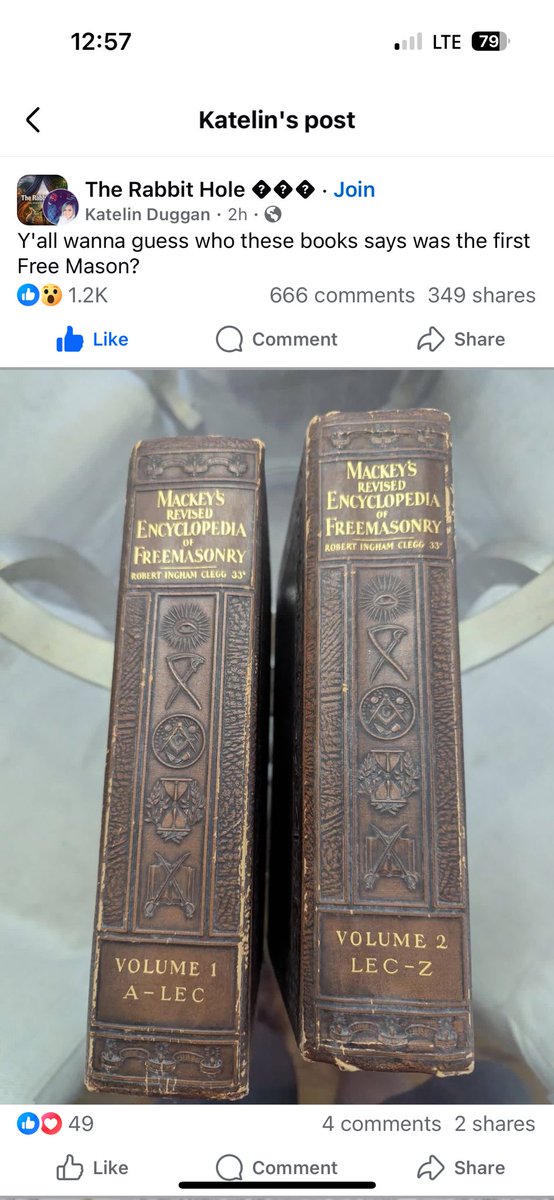 Shawnpierces's tweet photo. Y'all wanna guess who these books says was the first Free Mason?

Makes since why the Masons have tried to resurrect Him with each President.

We have proof that Hillary was searching for information on his Tomb.

What more proof do we need that the Masons are nothing but Evil. https://t.co/NknvTf5rNV
