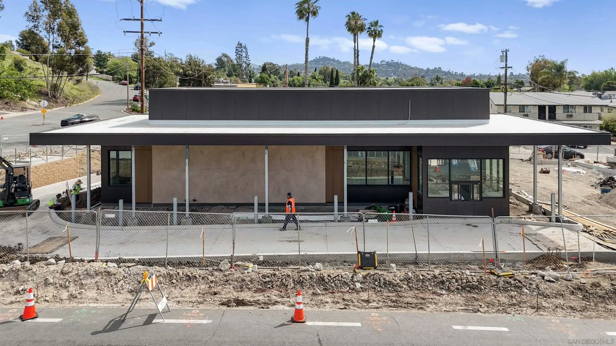 RealtorVinceC's tweet photo. 2201 Fletcher Pkwy, El Cajon, CA, 92020
0 bed | 1 bath
Active | 4800000
https://t.co/iC8dmu3SBM
Introducing an exceptional investment opportunity in El Cajon, California - STARBUCKS GROUND LEASE located at 2201 Fletcher Parkway, El Cajon, CA 92020. Priced at $4,800,000 with a... https://t.co/eI2zpg4Jq8