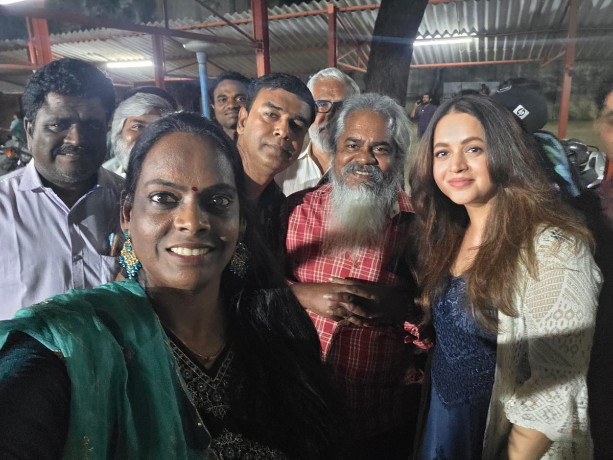 kayaldevaraj's tweet photo. #Chennai #Anomie #PressShow #Bhavana #BhavanaMenon https://t.co/bQZP15QGxl