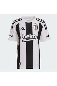 Burası Beşiktaş! 🦅 

Yeni hesabımın şerefine, şanlı formamızı bir renktaşımıza hediye ediyorum  🎁 

Katılım Şartları:
✅ Bu hesabı takip et <a href="/yessscontextjk/">yes context bjk</a>
✅ Bu tweeti RT'le ve Beğen
✅ Yorum at 

Çekiliş acıklanma tarihî 16 mart

#Beşiktaş #Çekiliş #SiyahBeyaz #KartalYuvası
