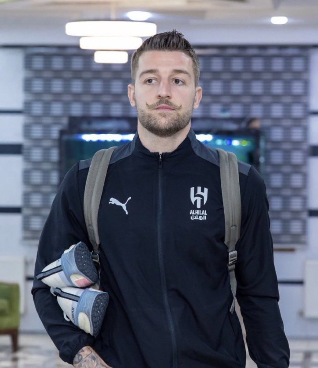 مشعل فقط tweet media