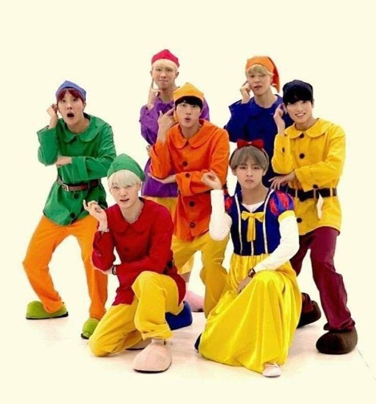 DINÁMICA DE STREAM ‼️ 
#JourneyToArirang 

EL DÍA DE HOY LE CORRESPONDE A SKOOL LUV AFFAIR 💜✨

• muestra tu canción fav del álbum
• foto OT7 
• etiqueta a 7 mutis 
 No sé a qn @