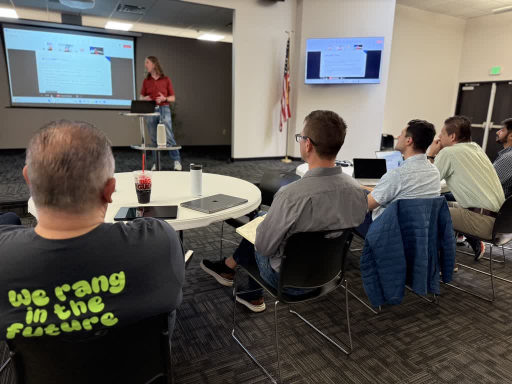 arrive_ai's tweet image. At Arrive AI, our people are the heart of our innovation. From engineering breakthroughs to seamless operations, every team member brings expertise and energy to our mission. #ArriveAI #MeetTheTeam #Innovation