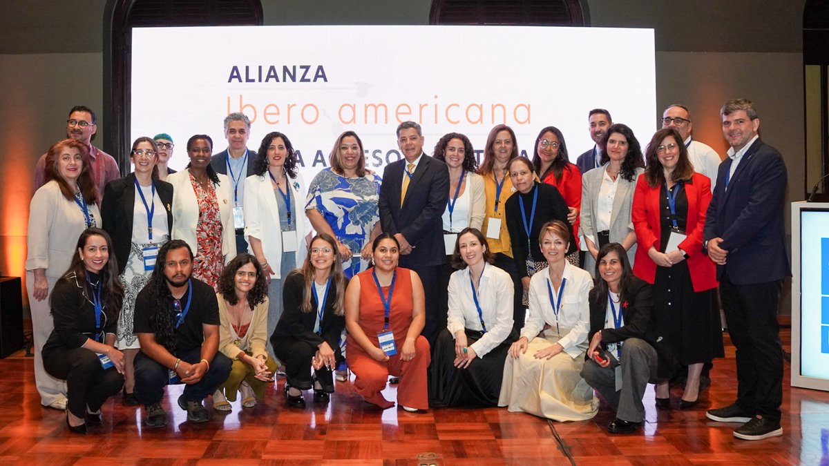 SDG16Plus's tweet photo. 🚨 ¡Ahora mismo desde Panamá! 🇵🇦

Estamos en directo con la sesión técnica: «Impulso regional para la Convención Iberoamericana sobre Acceso a Justicia».

Esta reunión con organizaciones de la sociedad civil tiene como objetivo sentar las bases para la elaboración de un documento que promueva y posicione la Convención Iberoamericana sobre Acceso a Justicia. 🌍

💡 Organizado por la Alianza Iberoamericana para el Acceso a la Justicia (#IBA), @SDG16Plus, @PNUDLAC, @TheWJP, @ComjibOficial, @OCDE y @GrassrootsJN, y presentado por @mingobpma.

#ODSs #ODS16 #ODS16Plus #AlianzaIberoamericana