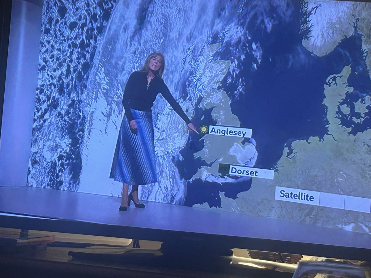 Nicholas Booth tweet media