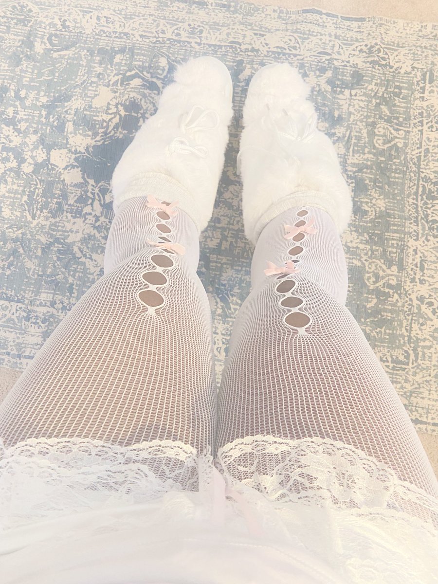 ◜ི◝ྀ ༢ུ BAMBI ! 🐾 tweet media