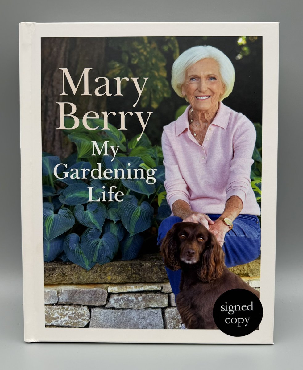 Victoria Bookshop tweet media