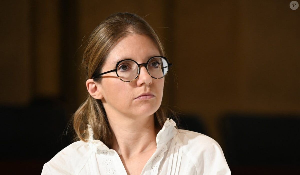 Désormais la connerie a un visage, mais toujours pas de cervelle !