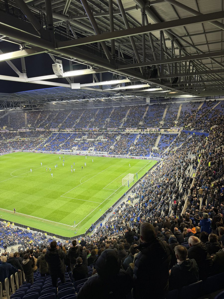 Peter Weller tweet media