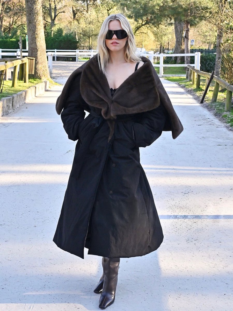 Reneé Rapp attends the Stella McCartney Winter 2026 Show in Paris, France