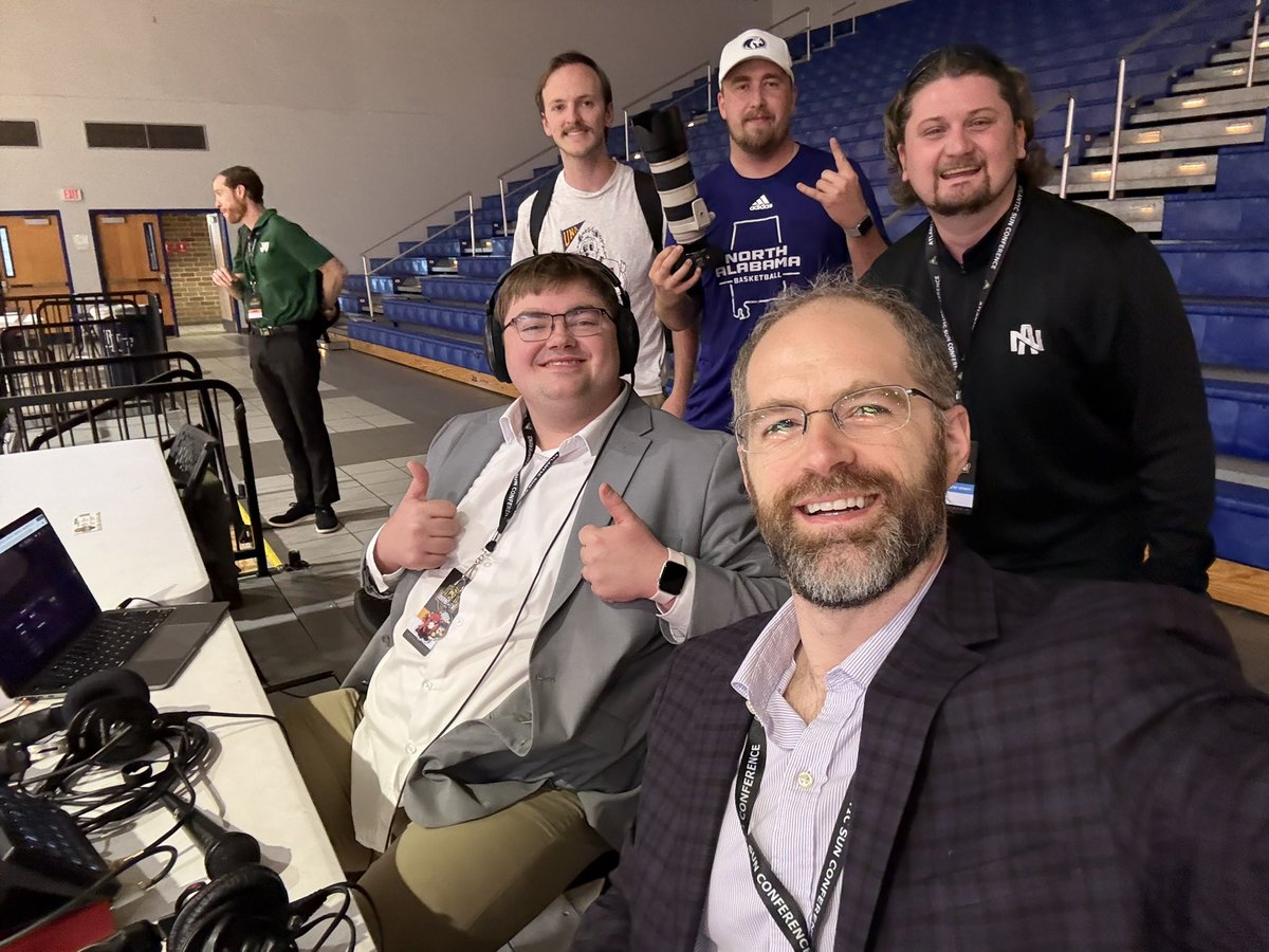 Benjamin Ray tweet media