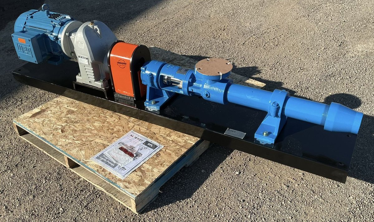 ABETDist's tweet photo. Need  a custom pump build? ABET recently delivered this Summit 2SPL6  progressive cavity pump with WEG explosion-proof motor, RX87 gearbox and  steel baseplate. Built to spec and ready to ship. When the job needs to  be done RIGHT, call ABET. https://t.co/tfXyGabMDu https://t.co/hKY3ZnjITT