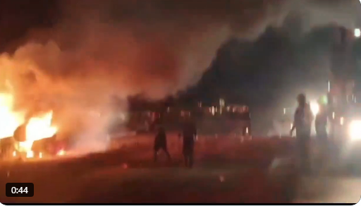 اغتيال قيادي بارز في أحد الفصائل المسلحة بواسطة طائرة مسيرة استهدفت عجلته في ناحية الإسكندرية بمحافظة بابل. ننتظر التفاصيل
#العراق #بغداد #ايران