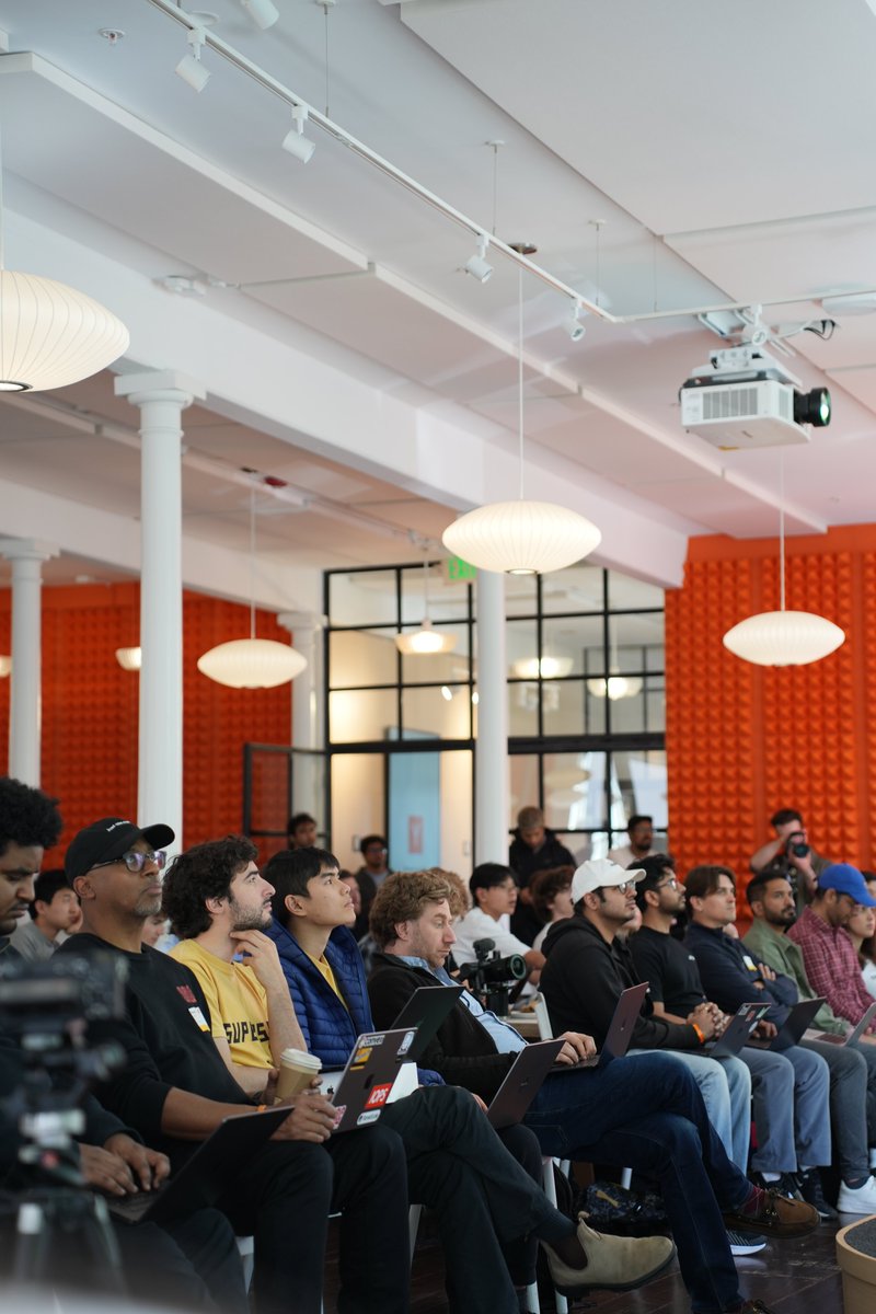 I might’ve retired from organizing mid-size hackathons through <a href="/aivalleyio/">AI Valley</a>.

But last weekend I sponsored my first one — representing <a href="/MiniMax_AI/">MiniMax (official)</a>  at the YC Web Agents Hackathon.

200 builders.
$160K+ prize pool.
Sponsors like <a href="/OpenAI/">OpenAI</a> , <a href="/AnthropicAI/">Anthropic</a> , and <a href="/GoogleDeepMind/">Google DeepMind</a>.