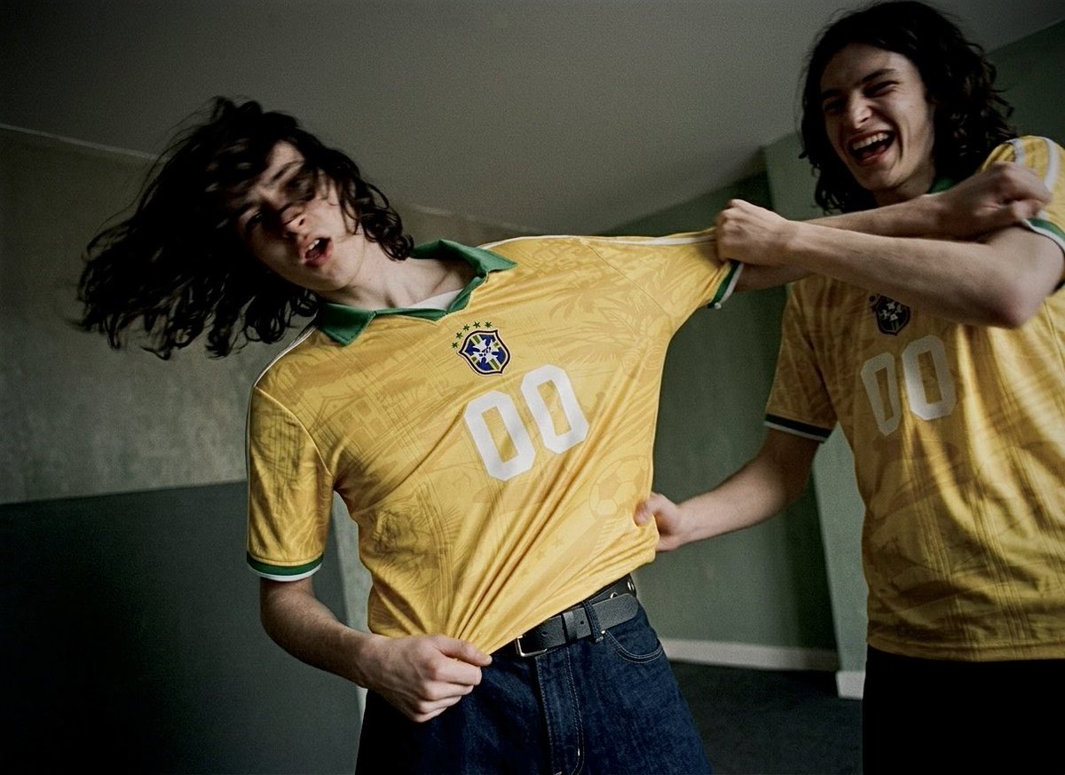 shawkermp3's tweet photo. Corteiz X Brazil retro concept jersey. 

if this comes across your Tl, any support it gets is greatly appreciated https://t.co/iEjPC9I18z