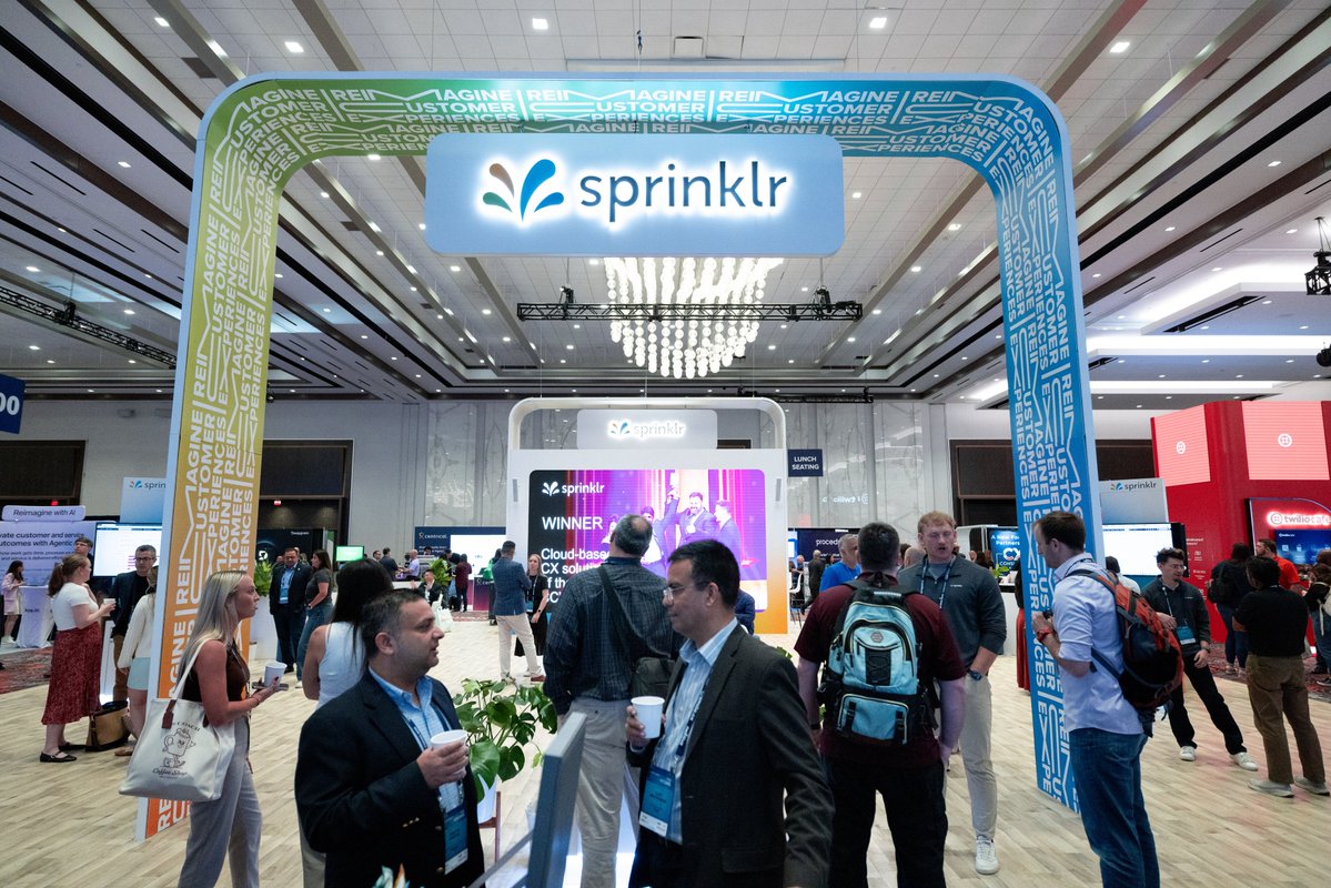 Customer Contact Week tweet media