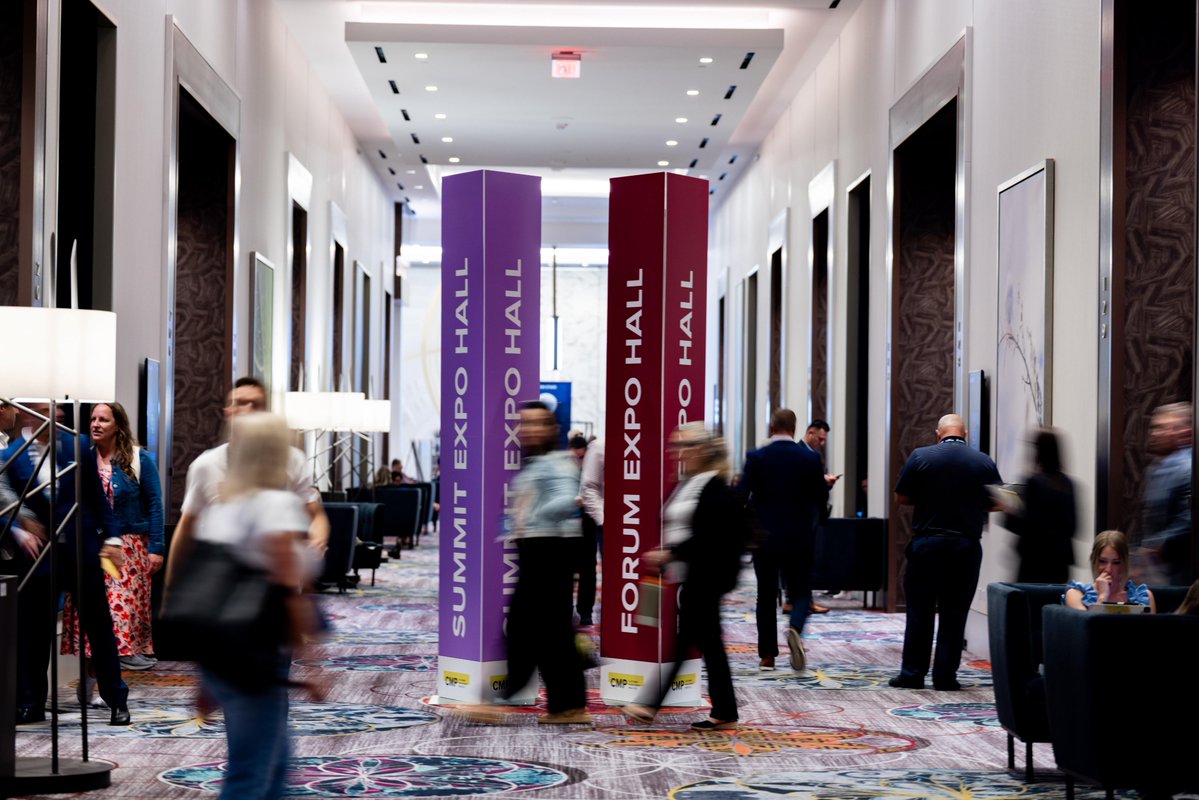 Customer Contact Week tweet media