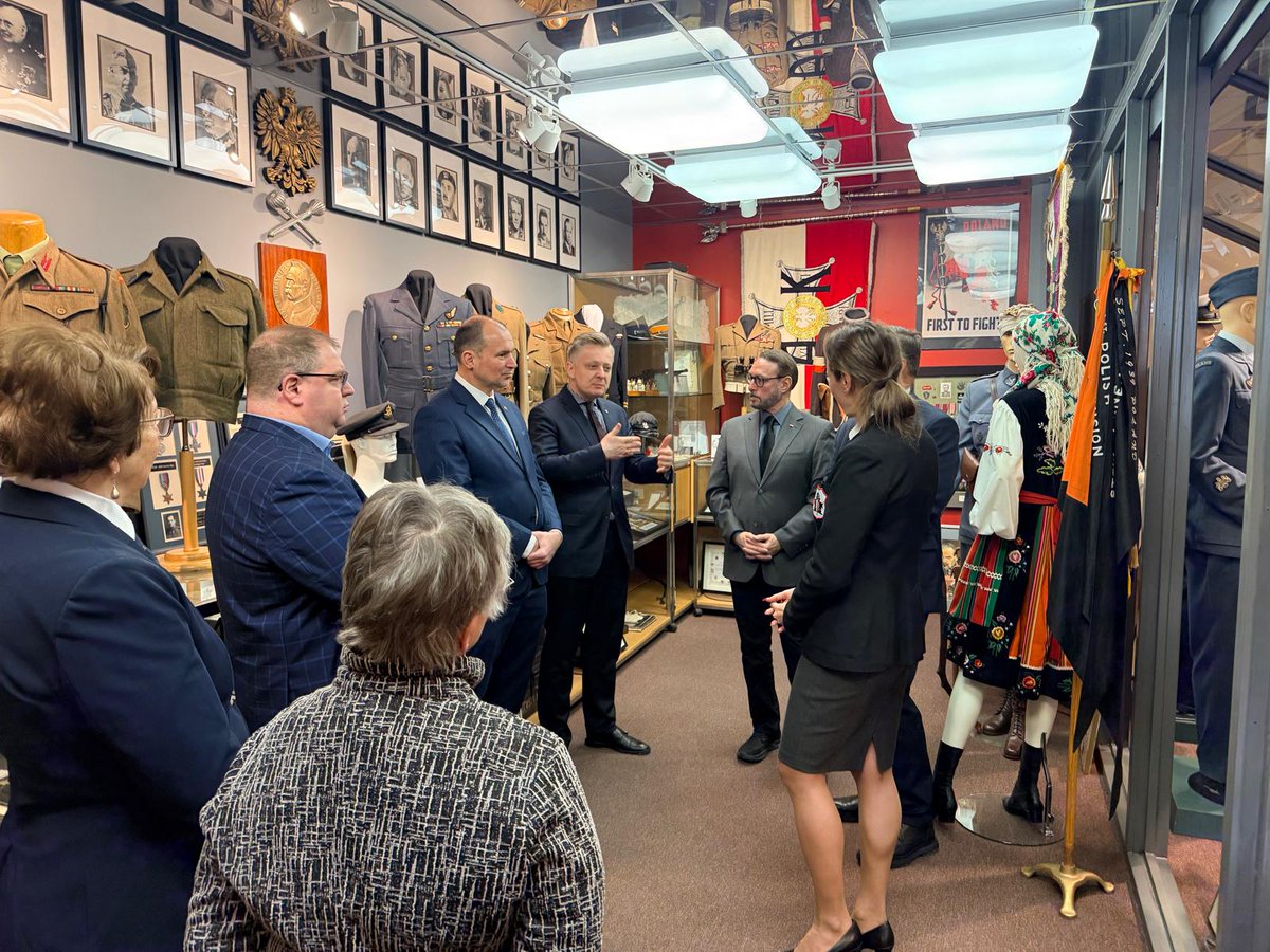 Poland in Toronto tweet media