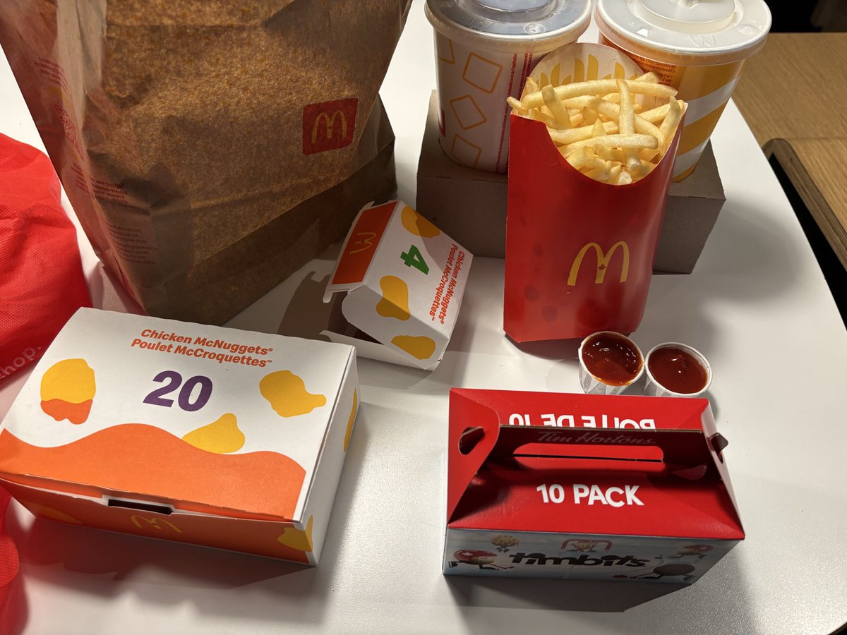 Star Quantum (Mecha VTuber) // VClanker tweet media