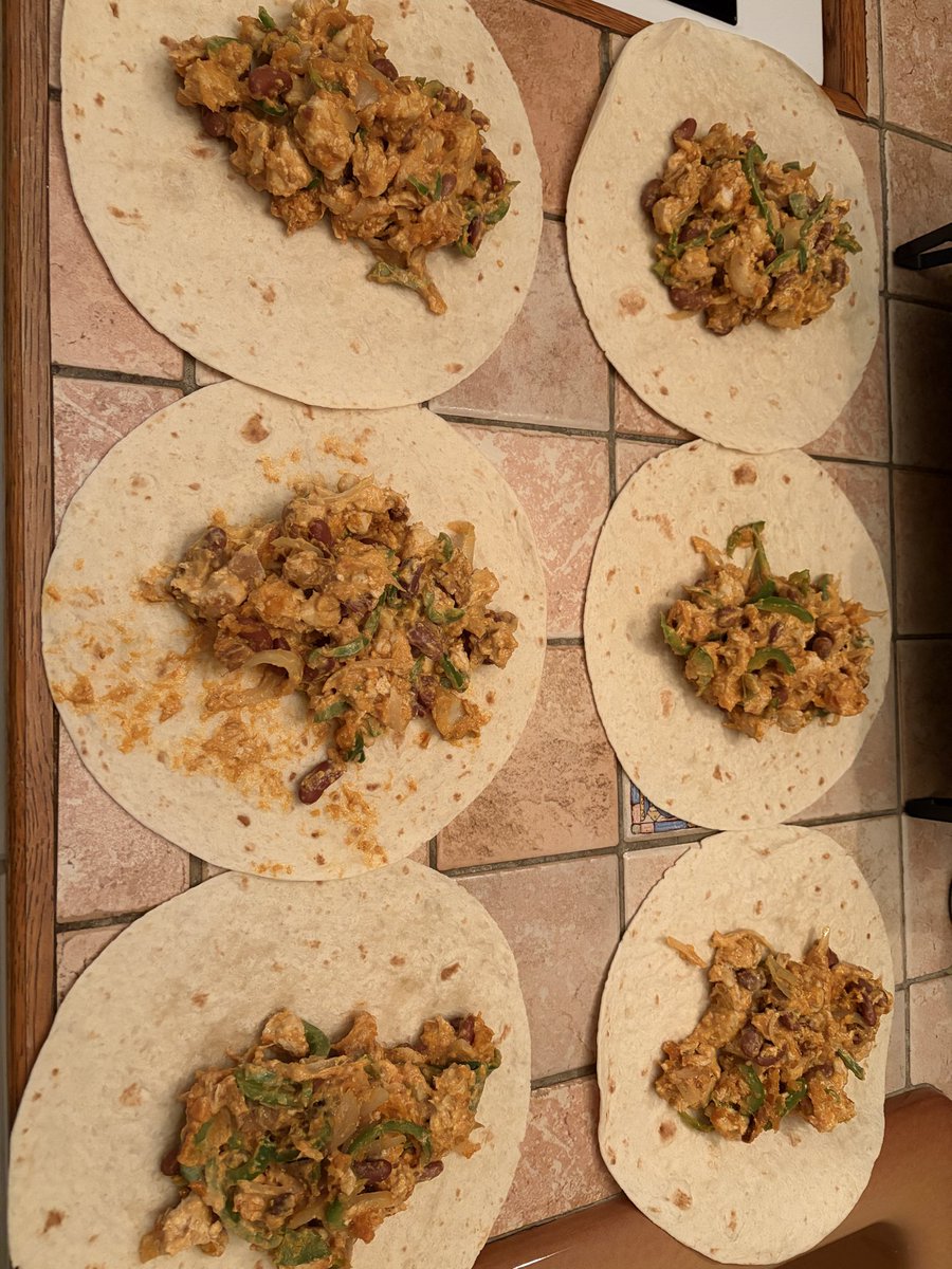 Pro Team tweet media