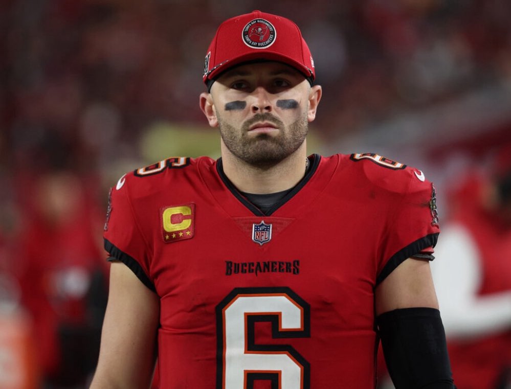 Who is the better quarterback:

Dak Prescott                     or             Baker Mayfield