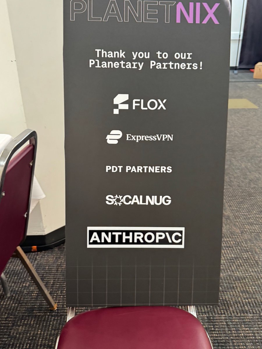 Planet Nix tweet media