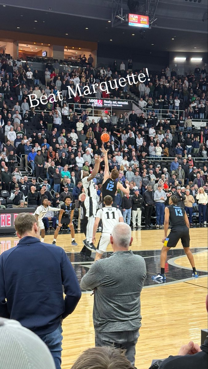 mleonard30's tweet photo. Beat Marquette! #gofriars https://t.co/t0gHk1m1Tj