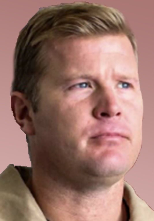 commons96055467's tweet image. This punk Senator, Tim Sheehy broke the hand of a marine Veterans protesting the US fighting Israel’s war in Iran. This fuck has a punchable face. fb.watch/FExx0njgee/?mi…