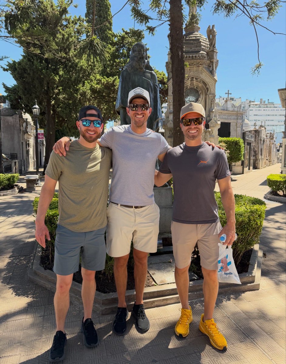 Dustin Lynch tweet media