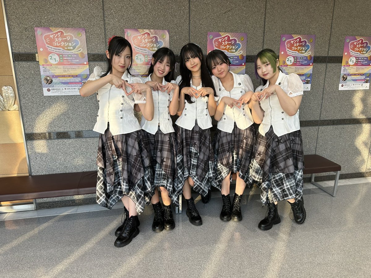 📣LIVE情報】

3/8（日）
📍イオンモール千葉ニュータウン

🌟12:20～12:40　Vivid☆Prism 🌟

✨グッズ販売あり✨

※時間は前後する場合があります。

応援よろしくお願いします💎