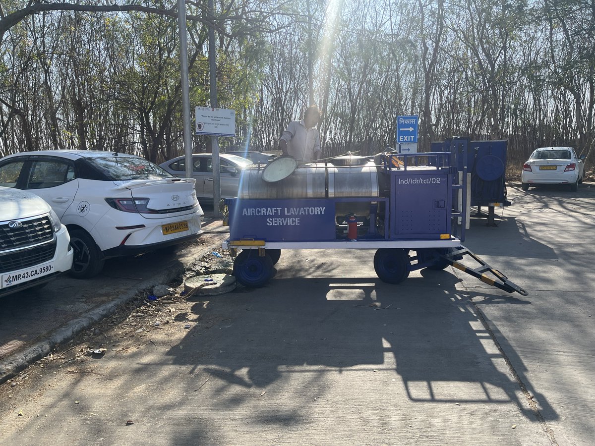 GoelSunit's tweet photo. @IndoreCollector Indore airport parking area on 28/02/26 please get this also investigated. https://t.co/EaNmlBji6v