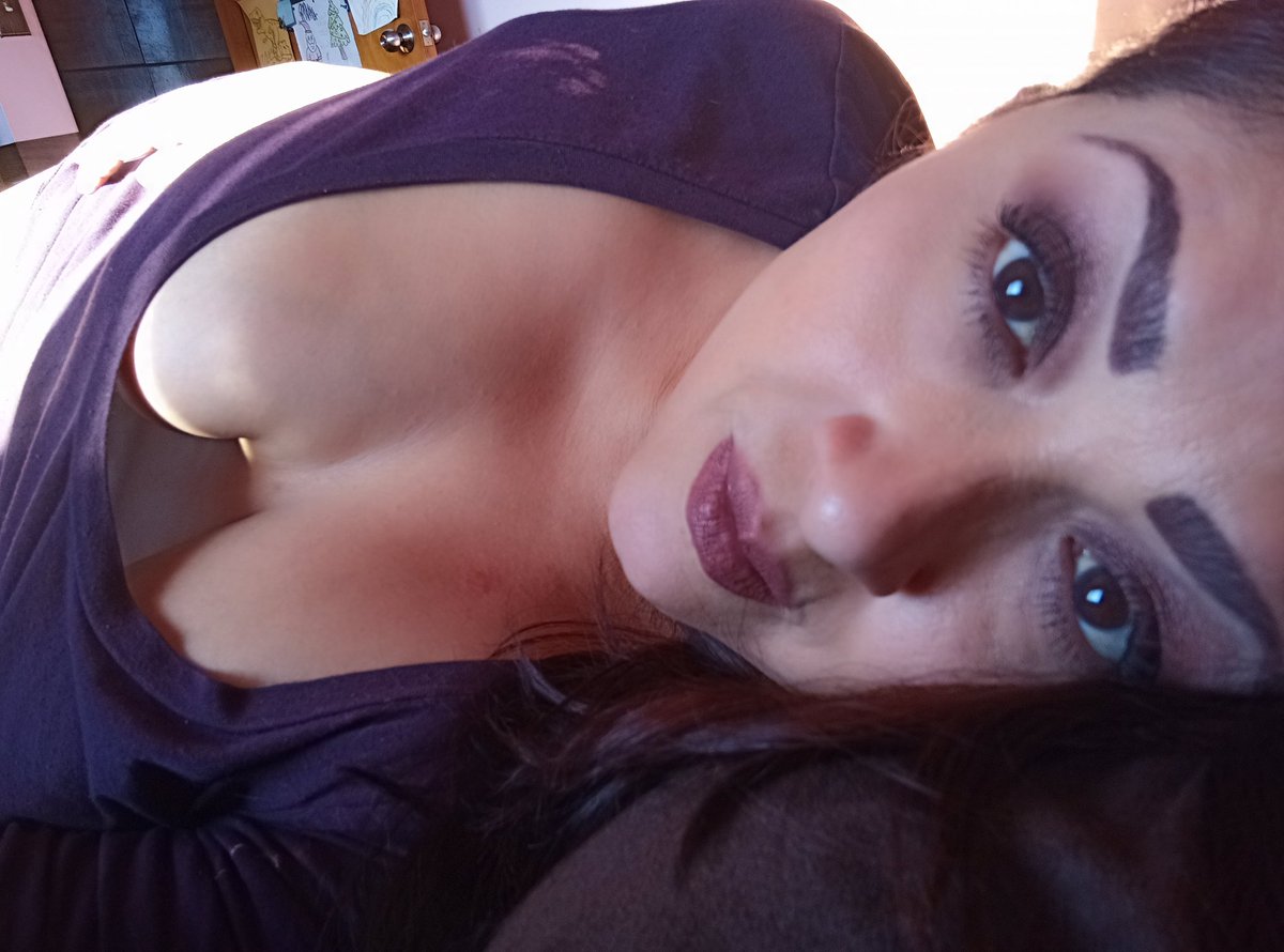 The Sexy Latina Chronicles tweet media